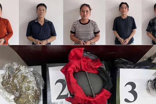 Dùng đá cuội giả 'thiên thạch triệu USD' để lừa đảo