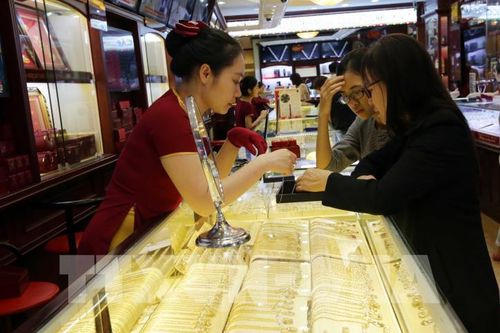 Giá vàng hôm nay 29/9: Vàng SJC tuột mốc 140 triệu đồng/lượng