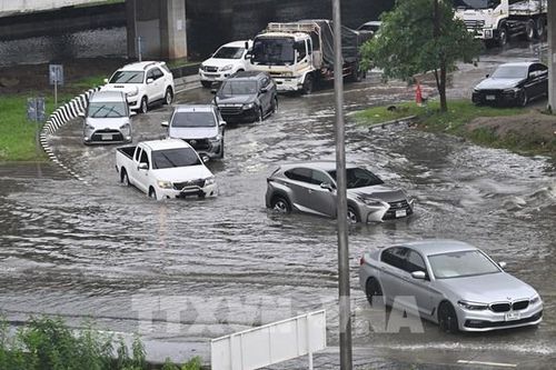 Thái Lan bơm 2 tỷ baht ứng phó đợt mưa lụt
