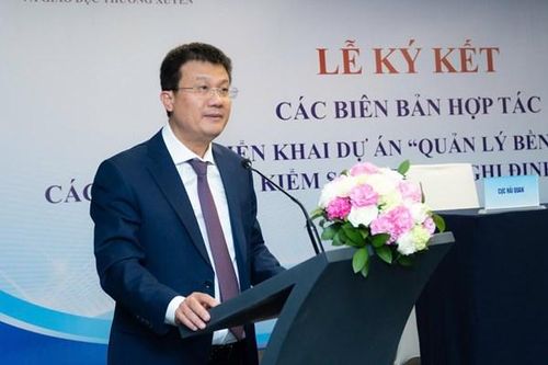 Ký hợp tác triển khai Dự án 'Quản lý bền vững các chất được kiểm soát theo Nghị định thư Montreal'
