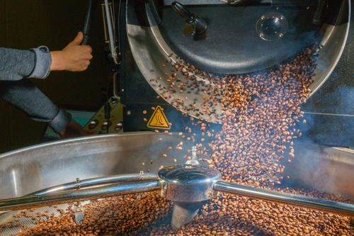 Cà phê Việt Nam thu hơn 6 tỷ USD, vượt Brazil trên đường đua xuất khẩu