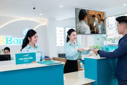 ABBank: Lợi nhuận tăng tốc và động lực từ tăng vốn