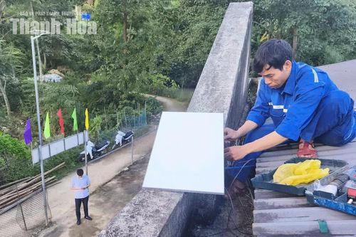 Lắp đặt thiết bị Starlink tại các vùng lõm sóng viễn thông