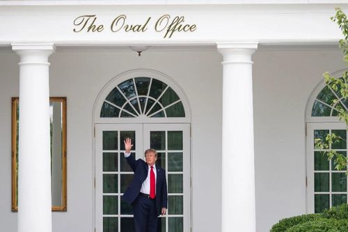 Tổng thống Trump vẫn cân nhắc phương án cấm xuất khẩu dầu diesel
