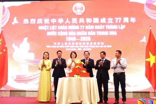 Tổng Lãnh sự quán Trung Quốc tại Đà Nẵng kỷ niệm 77 năm thành lập nước Cộng hòa Nhân dân Trung Hoa