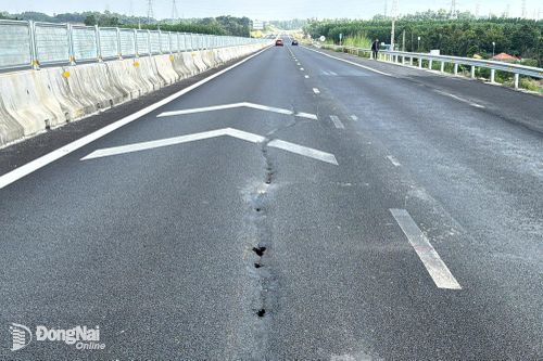 Khoan địa chất để đánh giá nguyên nhân gây lún, nứt cục bộ mặt đường cao tốc Biên Hòa - Vũng Tàu