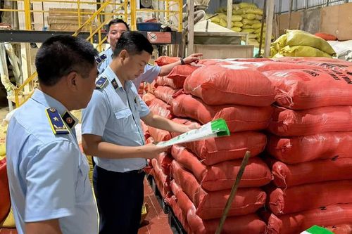 Lào Cai: Phát hiện, xử lý hơn 1.900 vụ buôn lậu, gian lận thương mại và hàng giả