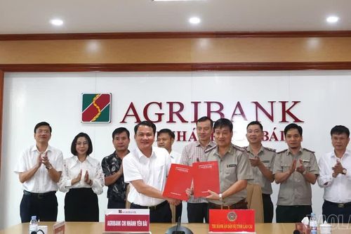 Ký kết Biên bản ghi nhớ giữa Agribank Chi nhánh Yên Bái và Thi hành án dân sự tỉnh Lào Cai