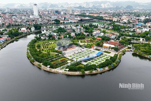 Lễ kỷ niệm 60 năm Ngày hy sinh của 10 nữ dân quân pháo phòng không Lam Hạ - tiếp nối và lan tỏa hành trình tri ân