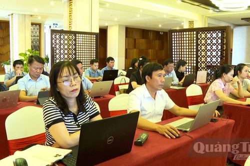 Ứng dụng trí tuệ nhân tạo trong quản lý giáo dục ở cơ sở