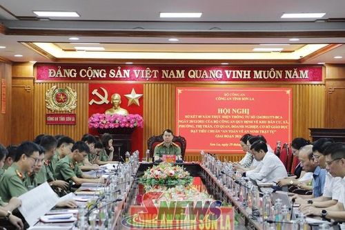 Sơ kết 5 năm thực hiện tiêu chuẩn 'An toàn về an ninh, trật tự'