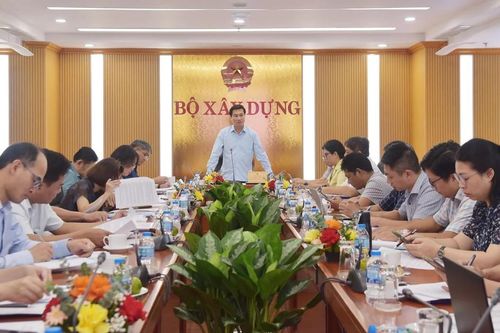 Thứ trưởng Nguyễn Tường Văn yêu cầu tháo điểm nghẽn giao thông cho khu kinh tế