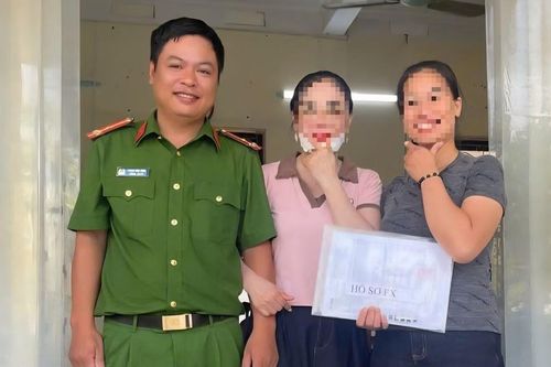Ninh Bình: Công an hỗ trợ người dân nhận lại gần 1,8 tỷ đồng chuyển khoản nhầm