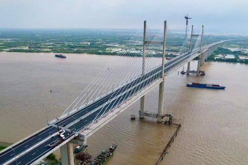 Cận cảnh cầu Phước Khánh trước thời khắc thông xe