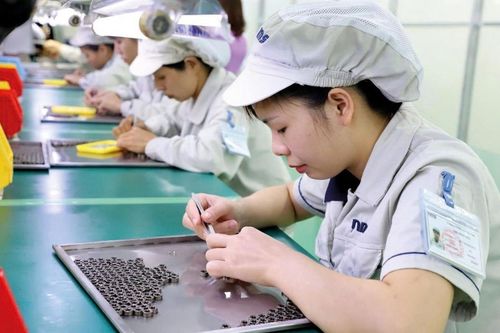 Mở rộng nguồn hàng cho thị trường chứng khoán