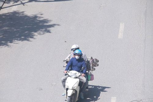 Bắc Bộ và Trung Bộ nắng nóng, có nơi trên 36 độ C