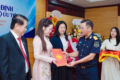 Tăng khả năng cạnh tranh cho doanh nghiệp thuộc diện ưu tiên hải quan