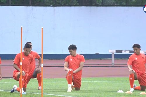 Đội tuyển Việt Nam đối mặt với bài toán lực lượng