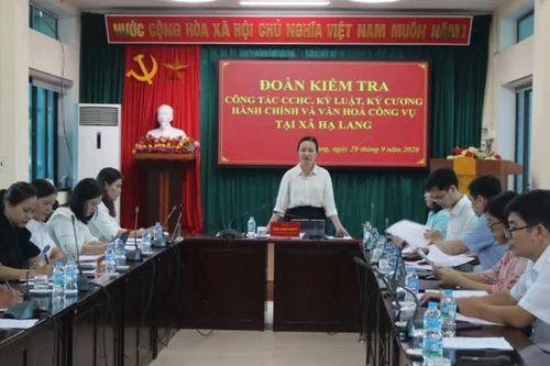 Kiểm tra công tác cải cách hành chính và văn hóa công vụ tại xã Hạ Lang
