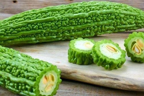 Mua mướp đắng, chọn quả đầu to hay đầu nhọn thì ít đắng? Người bán lâu năm nhìn vài giây là biết