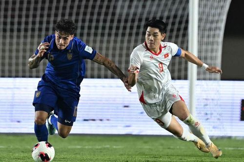 FIFA ASEAN Cup 2026: Thái Lan đánh bại Việt Nam 2-0, rộng cửa giành vé vào chung kết