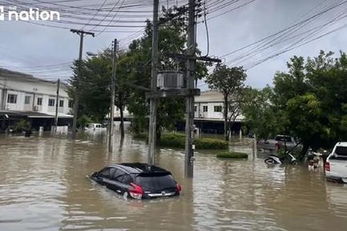 Chính phủ Thái Lan tìm mọi biện pháp ngăn 'găm' hàng, tăng giá giữa đợt mưa lũ lịch sử