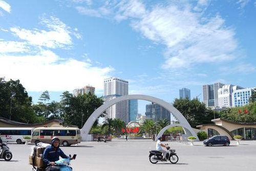 Phố Thành Thái trước khi triển khai thí điểm không gian văn hóa, tuyến phố đi bộ