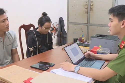 Bắt giữ cặp tình nhân chuyên tạo biên lai chuyển khoản giả để lừa đảo