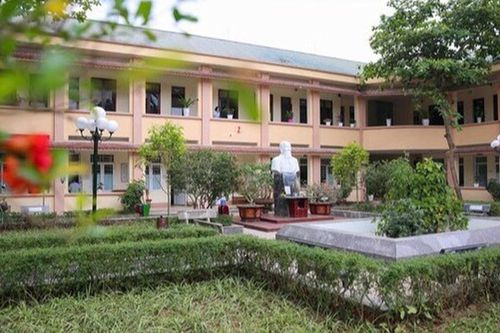 Xây dựng cơ sở y tế chống chịu hơn trước biến đổi khí hậu