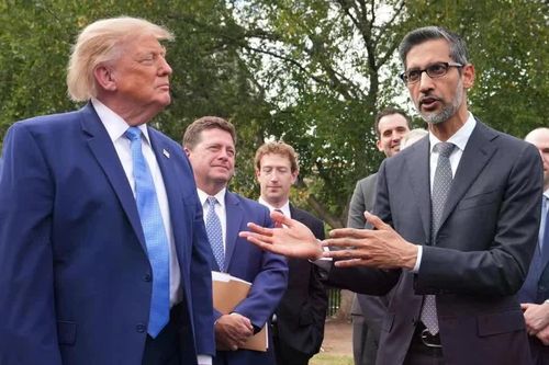 Tổng thống Trump cam kết không 'kìm hãm' AI