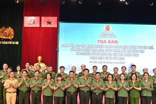 Đột phá chuyển đổi số, lấy dữ liệu làm nền tảng kiến tạo bình yên