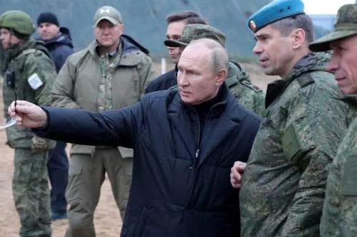 Tổng thống Putin ký sắc lệnh tăng quân số Nga lên hơn 2,4 triệu