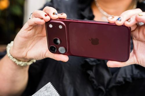 Lỗi đầu tiên trên iPhone 18 Pro