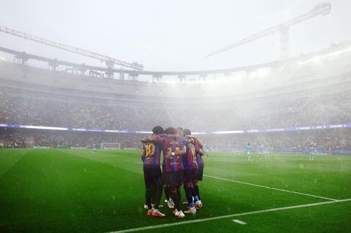 Barcelona ôm núi nợ 2,6 tỷ euro