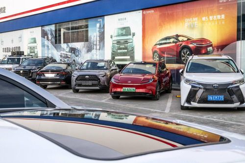 Toyota ghi nhận doanh số toàn cầu giảm tháng thứ bảy liên tiếp