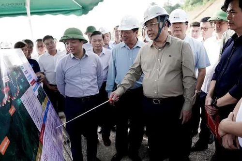 Đẩy nhanh tiến độ hai dự án cao tốc Hữu Nghị-Chi Lăng và Đồng Đăng-Trà Lĩnh