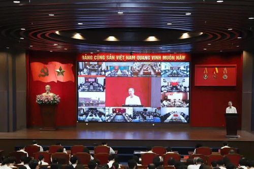 Gắn việc thực hiện chỉ tiêu với KPI, kỷ cương công vụ và trách nhiệm người đứng đầu