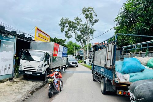 Giải bài toán nút cổ chai giao thông đô thị