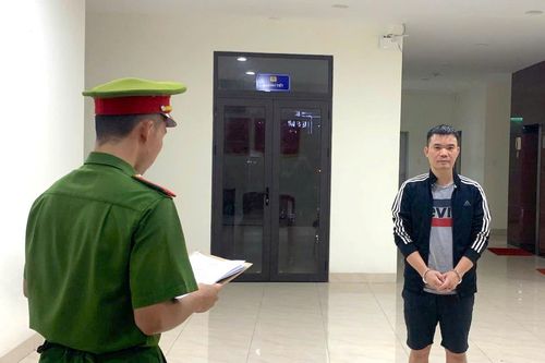 Khởi tố đối tượng chiếm đoạt 30 nghìn USD rồi bỏ trốn