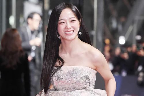 Kim Se Jeong: Hành trình từ 'cô gái thẻ ăn trưa học đường' đến ngôi nhà 3 tỷ won