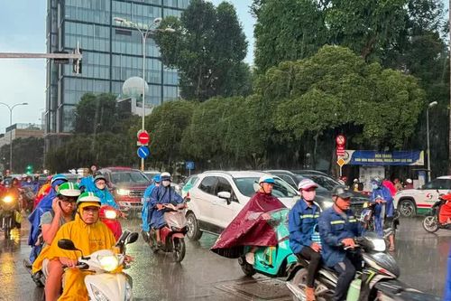 Ngày 30-9, Nam bộ mưa dông diện rộng