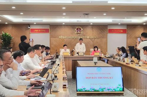 Dự thảo Luật Bưu chính (sửa đổi): Chuyển mạnh sang hậu kiểm, giảm từ 14 thủ tục hành chính xuống còn 1