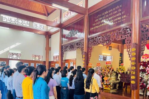 Trang trọng lễ kỷ niệm 116 năm Ngày sinh đồng chí Nguyễn Thị Minh Khai