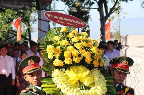Quảng Ngãi dâng hương kỷ niệm 150 năm Ngày sinh cụ Huỳnh Thúc Kháng