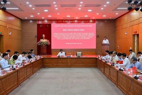 Hoàn thiện cơ chế để quyền làm chủ của Nhân dân được thực hiện ngày càng đầy đủ, thực chất