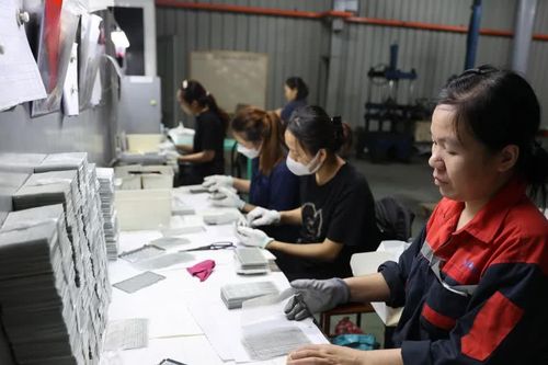 Voucher hỗ trợ doanh nghiệp: Cách làm mới nhưng đừng thêm thủ tục
