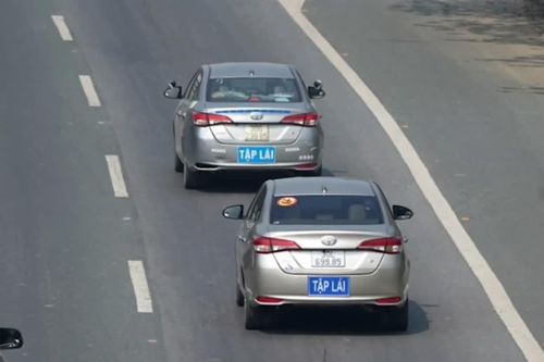 Xe tập lái trên cao tốc: Đánh cược sinh mạng vào những 'tay lái non'