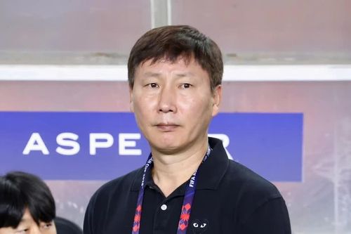 Đừng trách HLV Kim Sang-sik