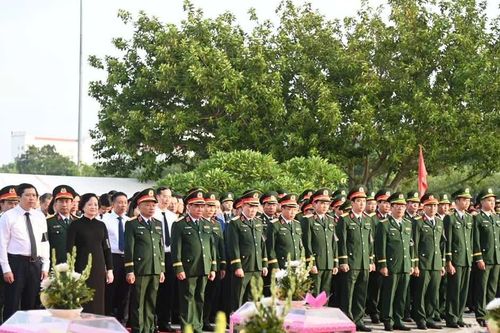 Lào Cai truy điệu, an táng 71 hài cốt liệt sĩ