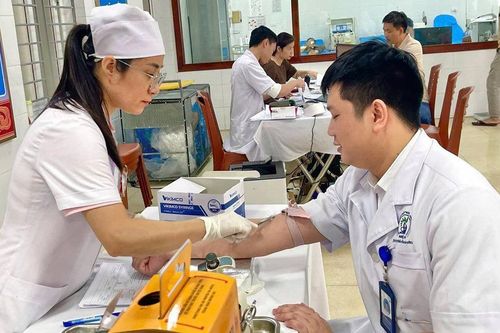 Những giọt máu nghĩa tình trong ca phẫu thuật đặc biệt
